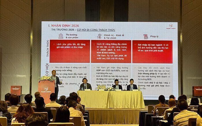 Chủ tịch Nguyễn Xuân Quang nhấn mạnh việc chuyển hóa tiềm năng thành kết quả kinh doanh thực tế để cải thiện định giá. (Ảnh: Nguyên Ngọc)